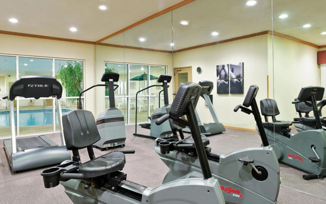 Country Inn & Suites by Radisson, Rock Falls, IL