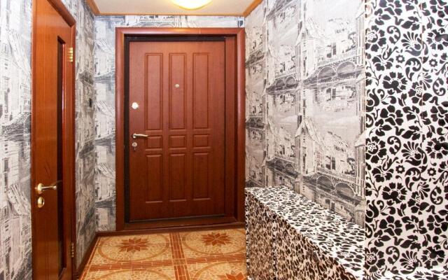 ApartLux on Prospekt Vernadskogo 26