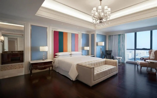 Sheraton Grand Zhengzhou Hotel