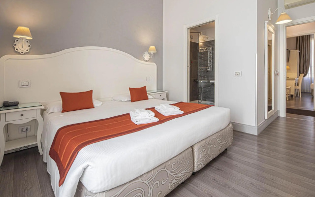 Отель Domus Castrense