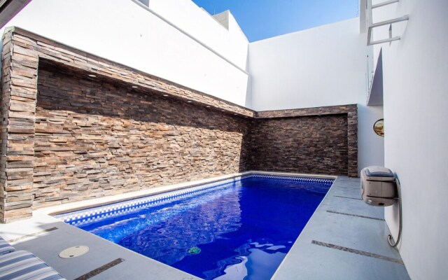 Private Pool - Near Beach - Restaurants