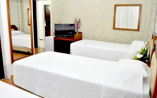 Caravelle Palace Hotel