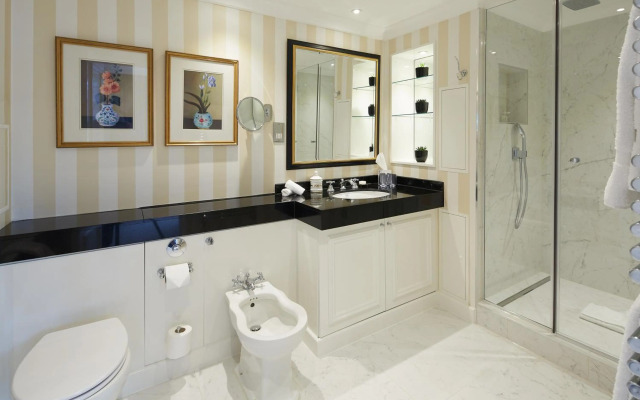 Cheval Thorney Court at Hyde Park