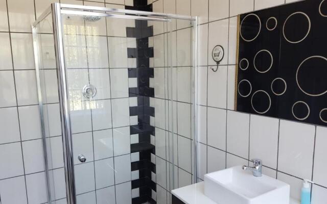 Sondela Bed & Breakfast