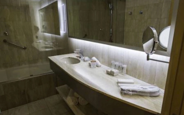 Boulevard Suites Hotel