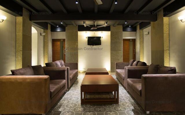 Bharat Hotel