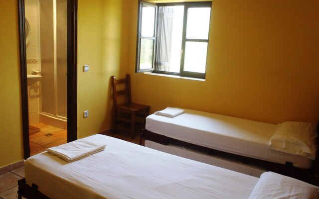 Albergue Las Almunias