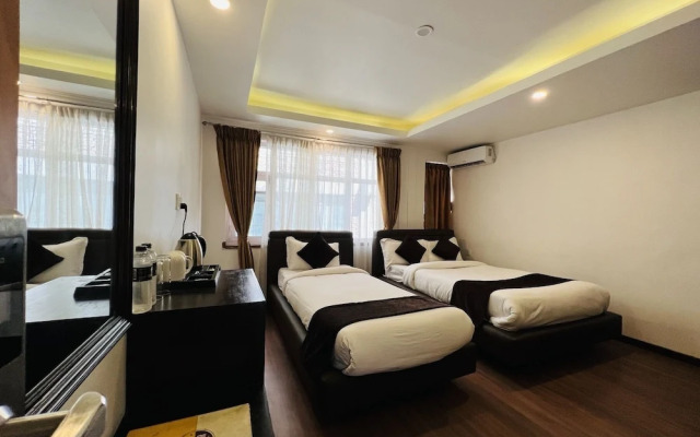 Durbar Hotel and Residence