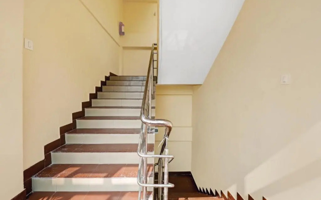Capital O 86215 R R Homestay