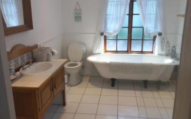 Woodleigh Guest Lodge