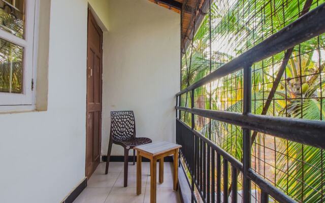 OYO 12902 Home Colourful Studio Home Candolim