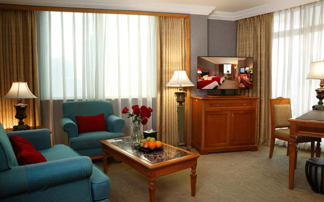 Grand Noble Hotel