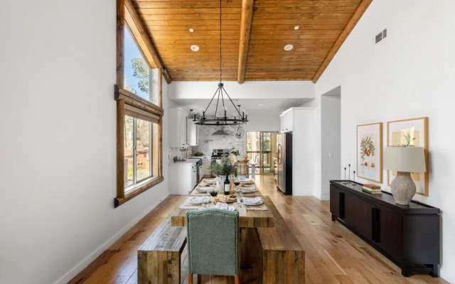 Conklin Road - Teddy