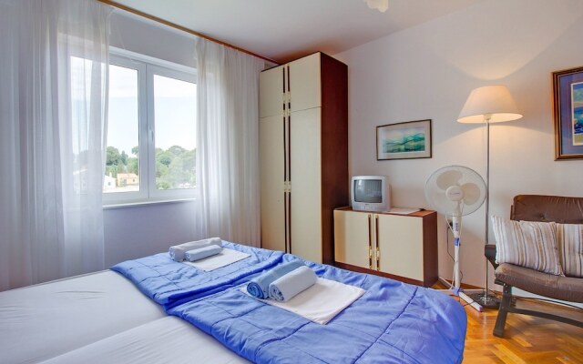 Room Milka