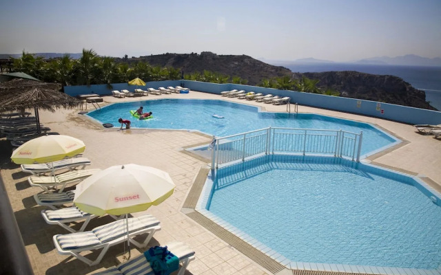 Hotel Pantheon, Kefalos