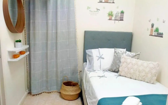 Best location 2 bed2 bath w/lift in town! (Kosher)