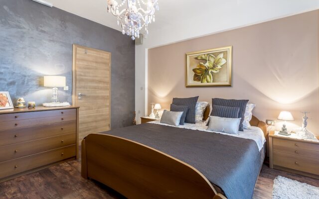 Apartment Paradise View