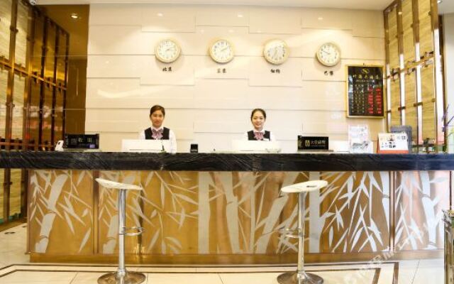 Manzhou Hotel (Changning Zhuhai Branch)