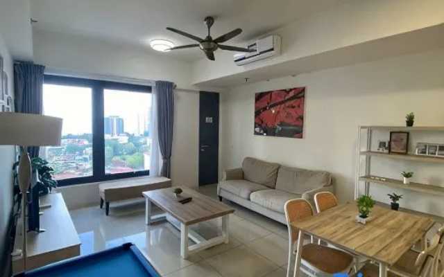 Tropicana 218 Macalister by Keith – Entertainment – George Town