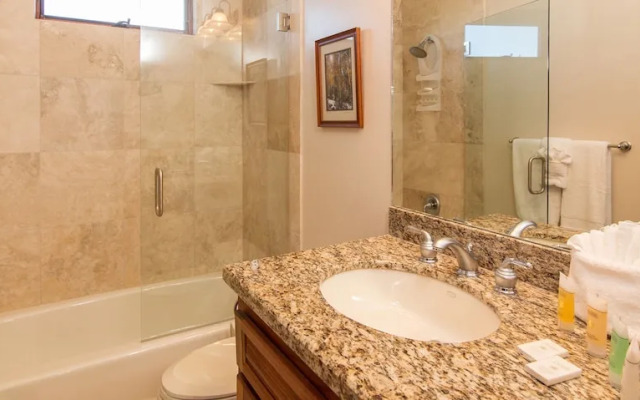 Lodge ON THE Point by Exceptional Stays