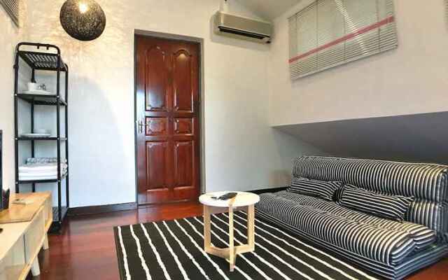 iBook10 Deluxe Loft Suite Room by iBook Homestay