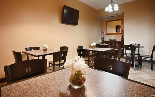 Quality Inn & Suites