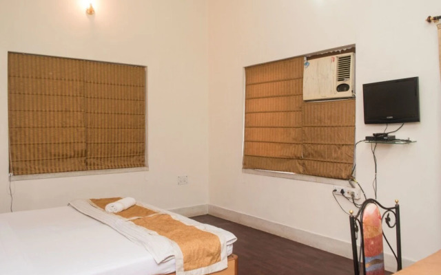 OYO 6477 Guest Accomodation FE 173