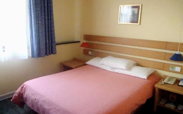 Home Inn Shantou Zhuchi Road