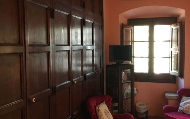 Hotel Masia Can Vive