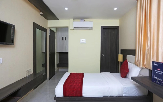 OYO 6709 Hotel L N International