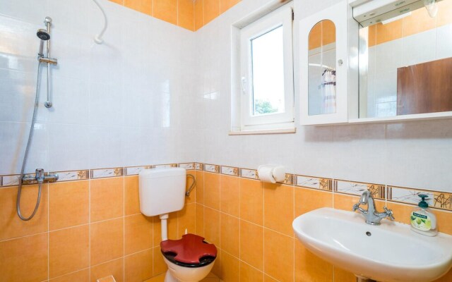 Beautiful Home in Gruda With Wifi and 2 Bedrooms
