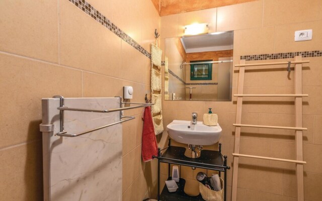 Amazing Home in Malinska With Wifi and 2 Bedrooms