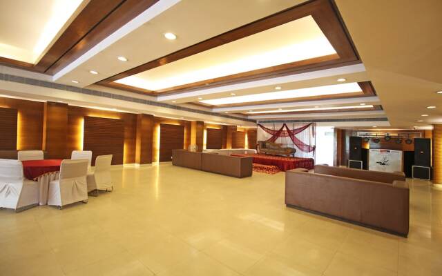 OYO Townhouse 5244 Galaxy Rooms