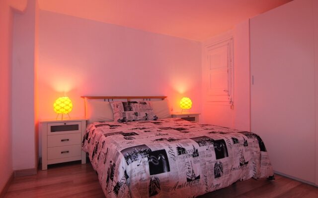 Apartament Gaudi Barcelona Rentals