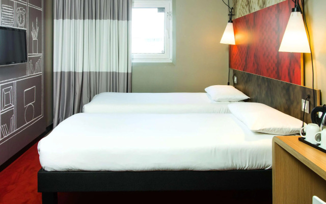 ibis Sheffield City