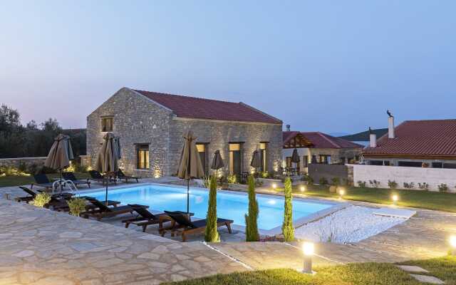 Lichnos Luxury Suites