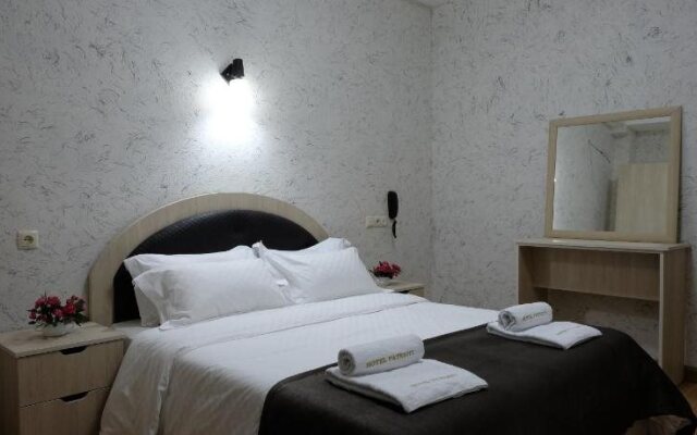 Hotel Patrioti