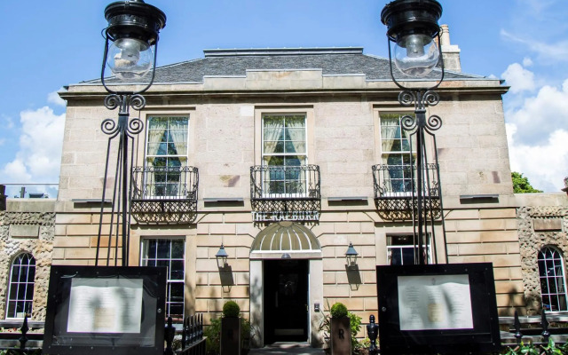 The Raeburn