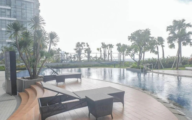 Modern and Comfortable Studio at Benson Supermall Mansion Apartment