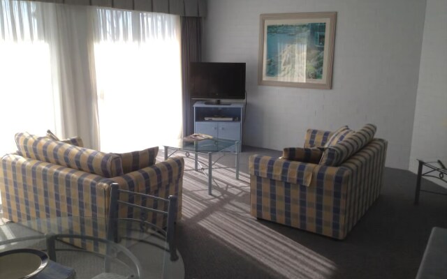 Breakers Apartments Mollymook