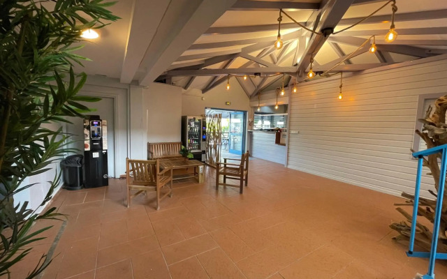 Karaibes Hotel