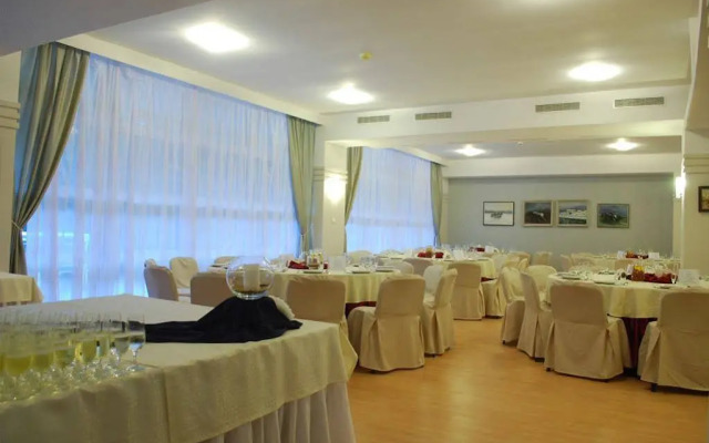 Hotel Akor