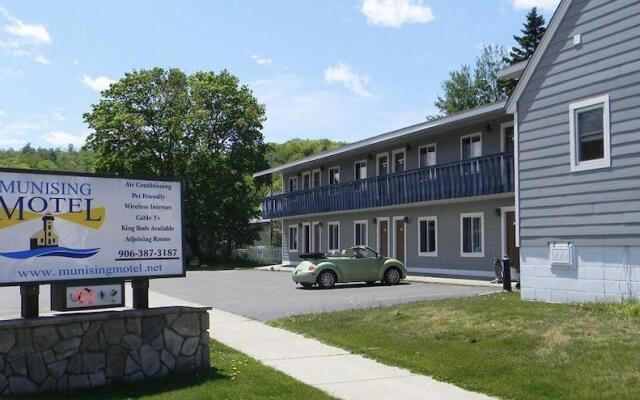 Munising Motel