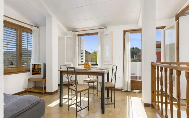 Cozy Villa for 10 Persons