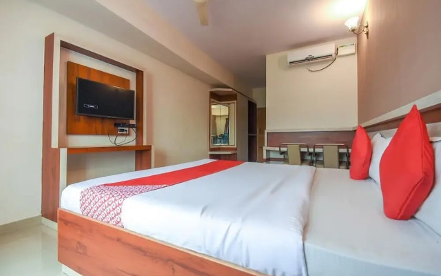 Sri Nidhi Hotel