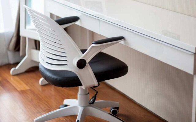 Soho Suites At Klcc By Plush