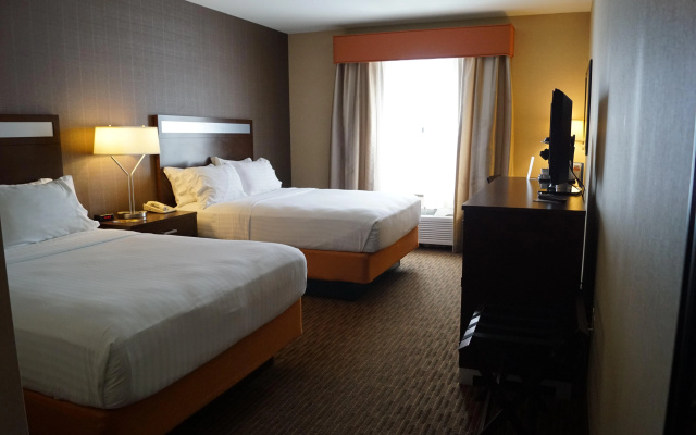 Holiday Inn Express Hotel & Suites Watertown-Thousand Island by IHG - фото 5