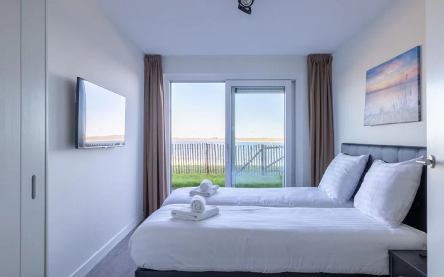 Apartment in Sint-annaland Near Marina