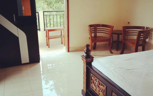 Adila Warung And Homestay