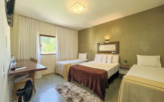 Pousada Entre Folhas